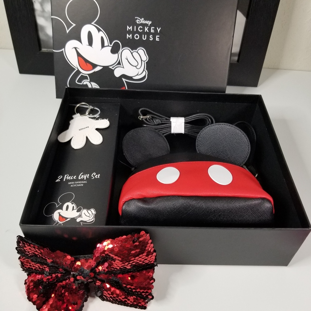 Mickey Mouse 2pc Mini Hangbag and Keychain Set New